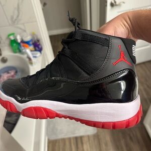 Bred Jordan 11’s